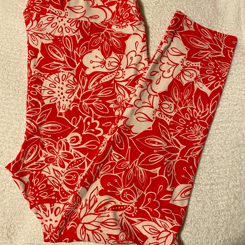 LuLaRoe TC2 leggings, size 18+, like new